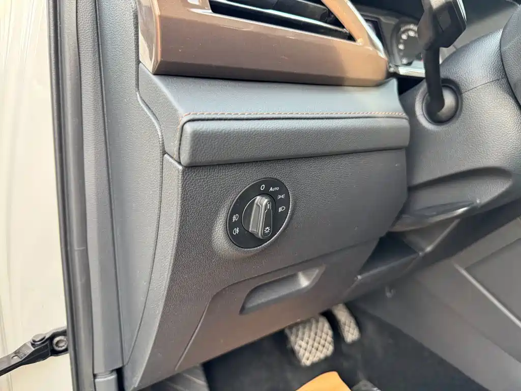 Volkswagen Tharu — миниатюра 19