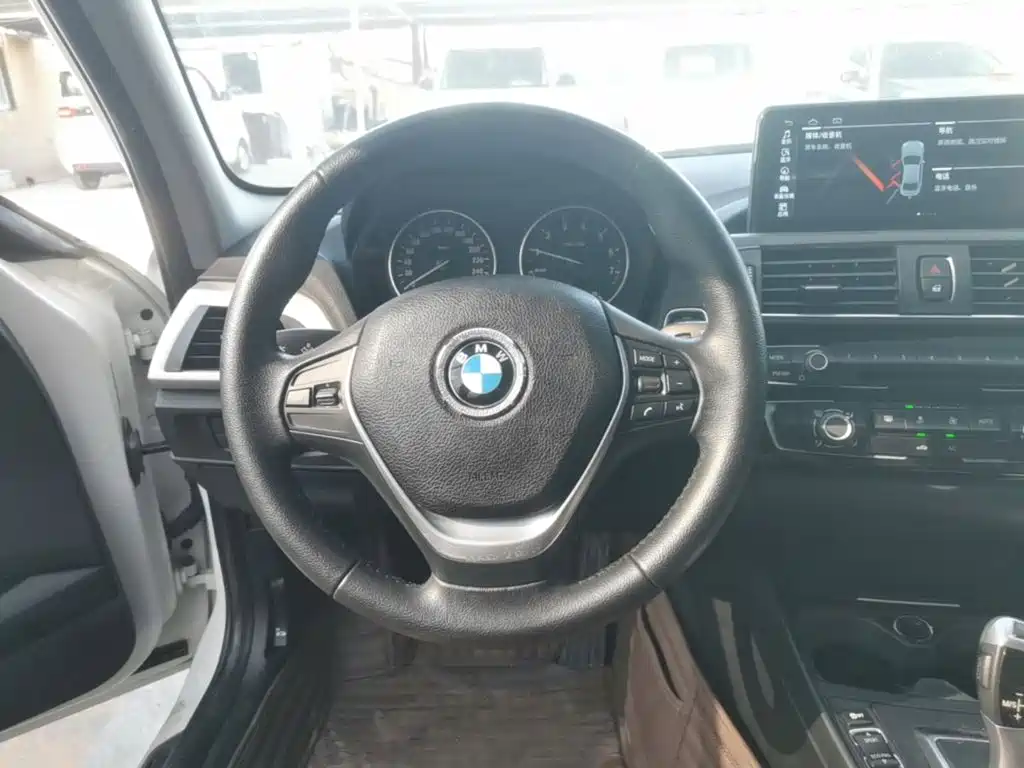 BMW 1 Series (Import) — миниатюра 11
