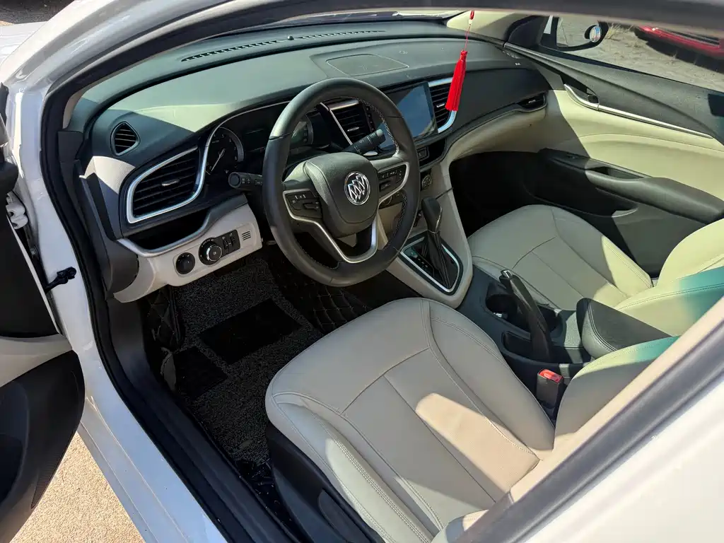 Buick Excelle — миниатюра 2