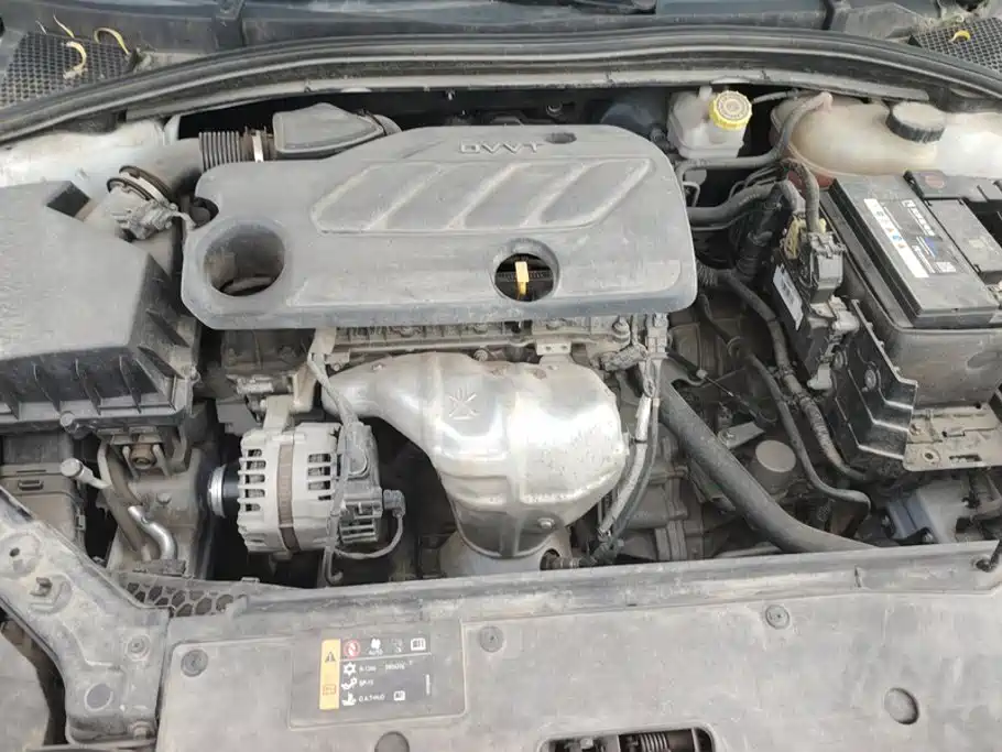 Roewe i5 — миниатюра 10