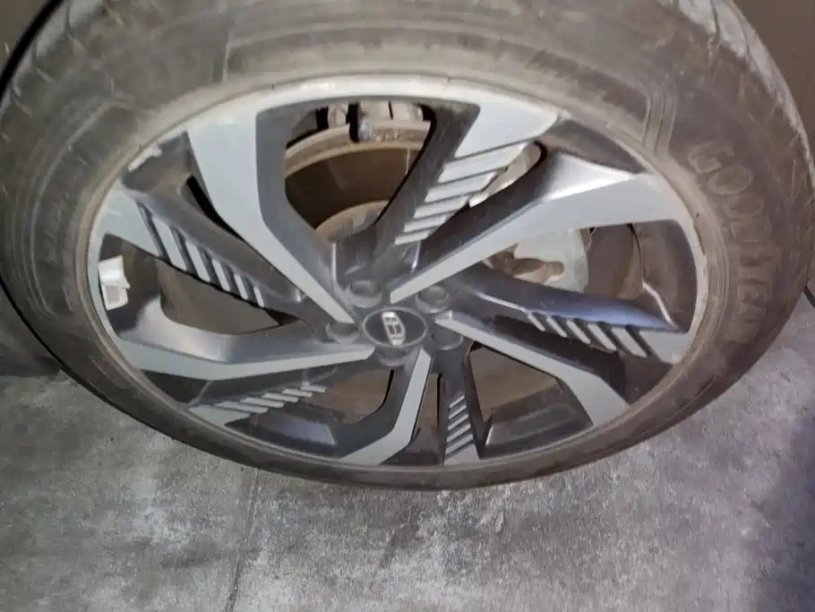 Geely Xingyue L — миниатюра 6