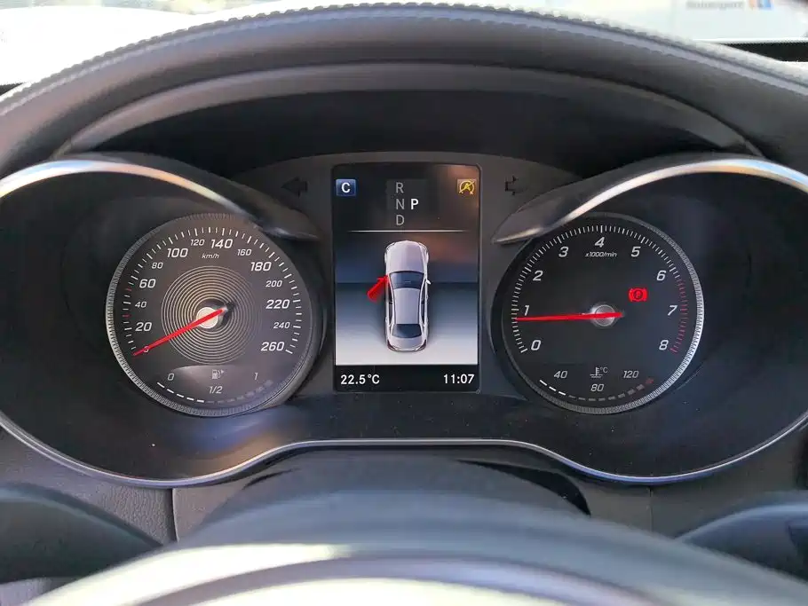 Mercedes-Benz C-Class — миниатюра 14