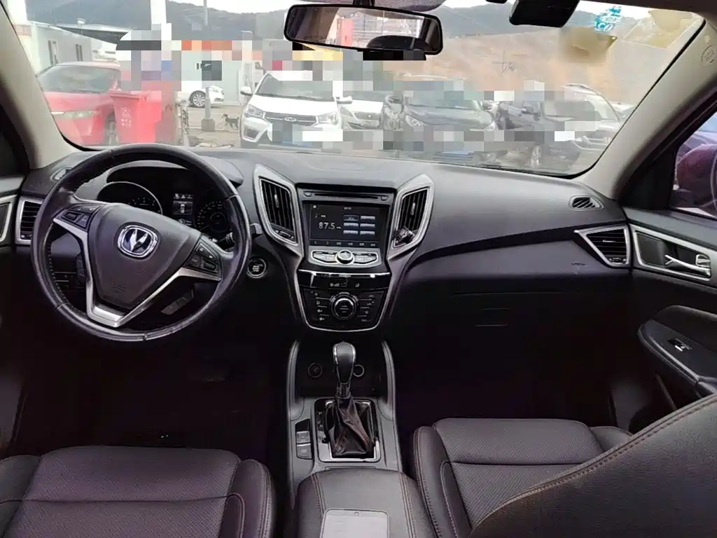 Changan CS75 — миниатюра 10