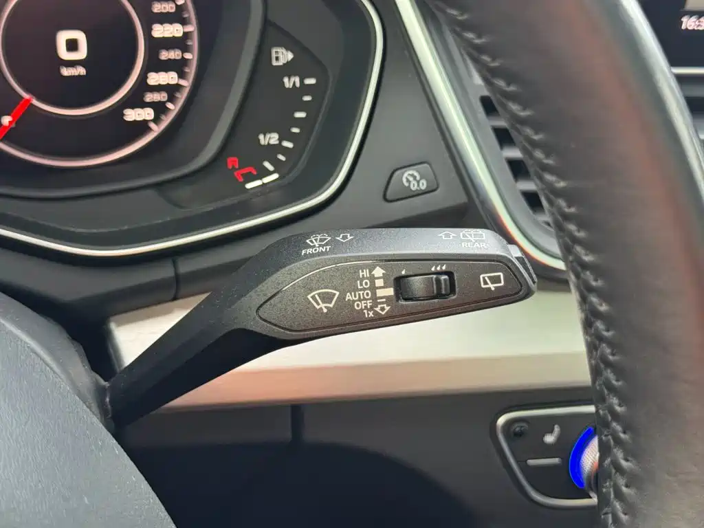 Audi Q5L — миниатюра 28