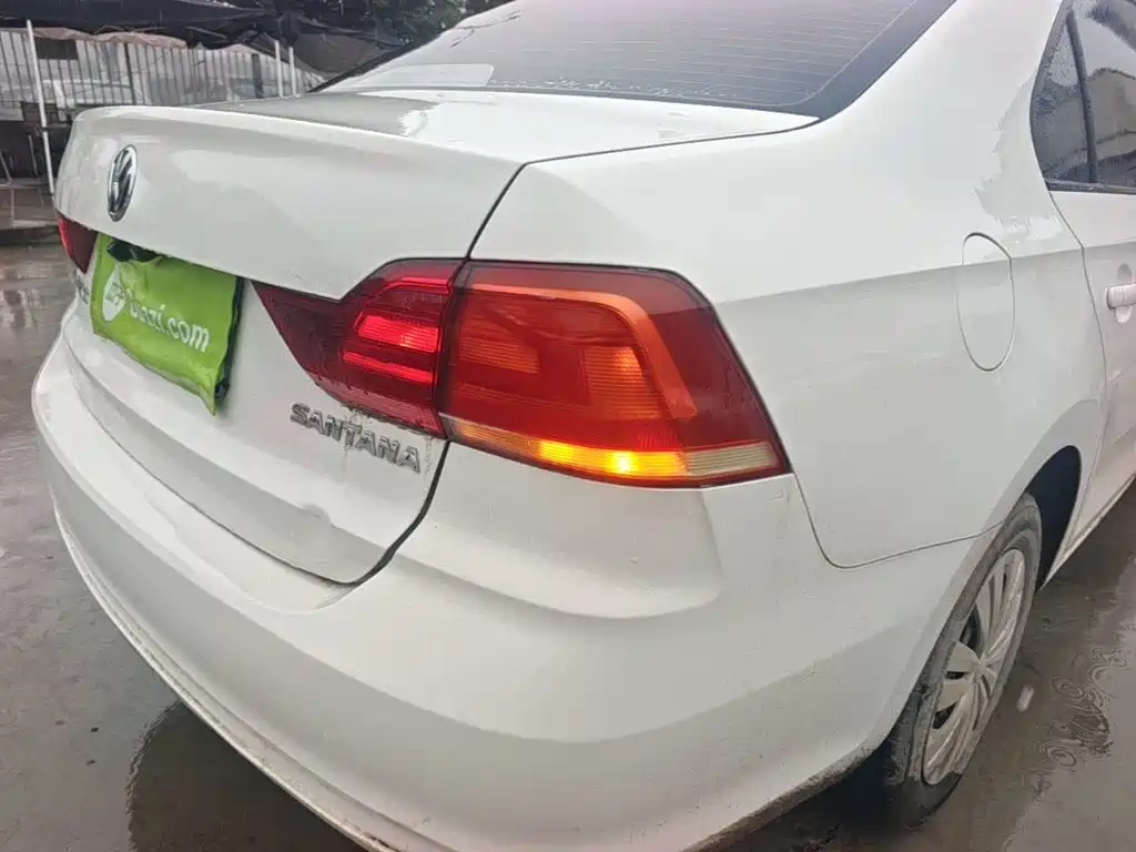 Volkswagen Santana — миниатюра 8