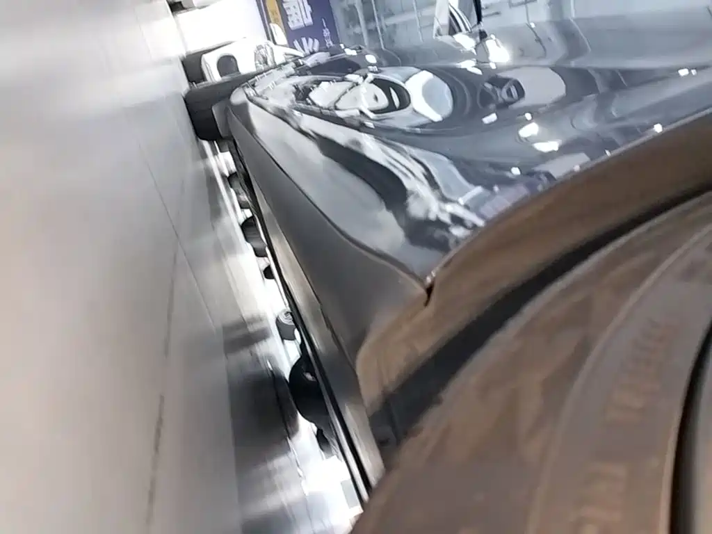 Tesla Model 3 — миниатюра 22