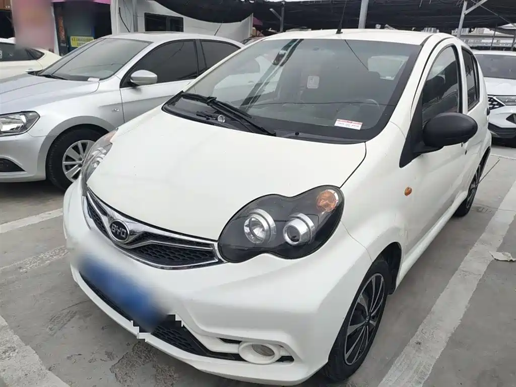 Byd F0 2016