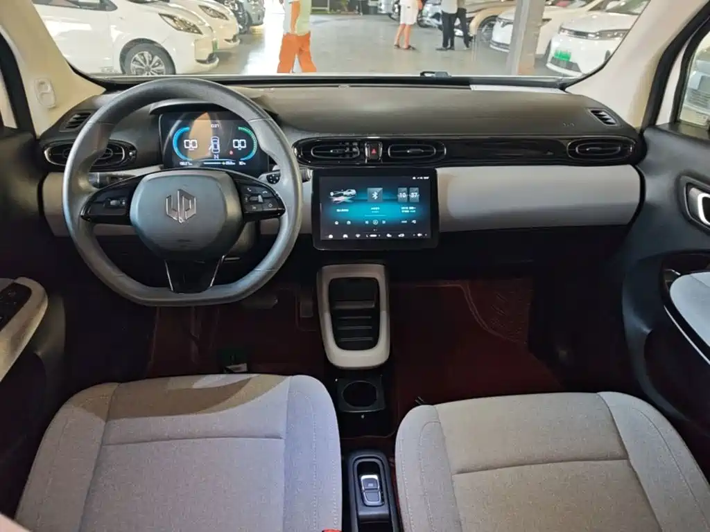 Leapmotor Leapmotor T03 — миниатюра 10