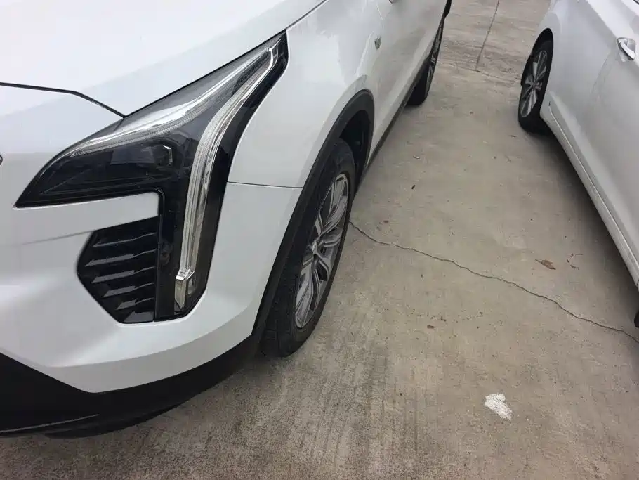 Cadillac XT4 — миниатюра 5