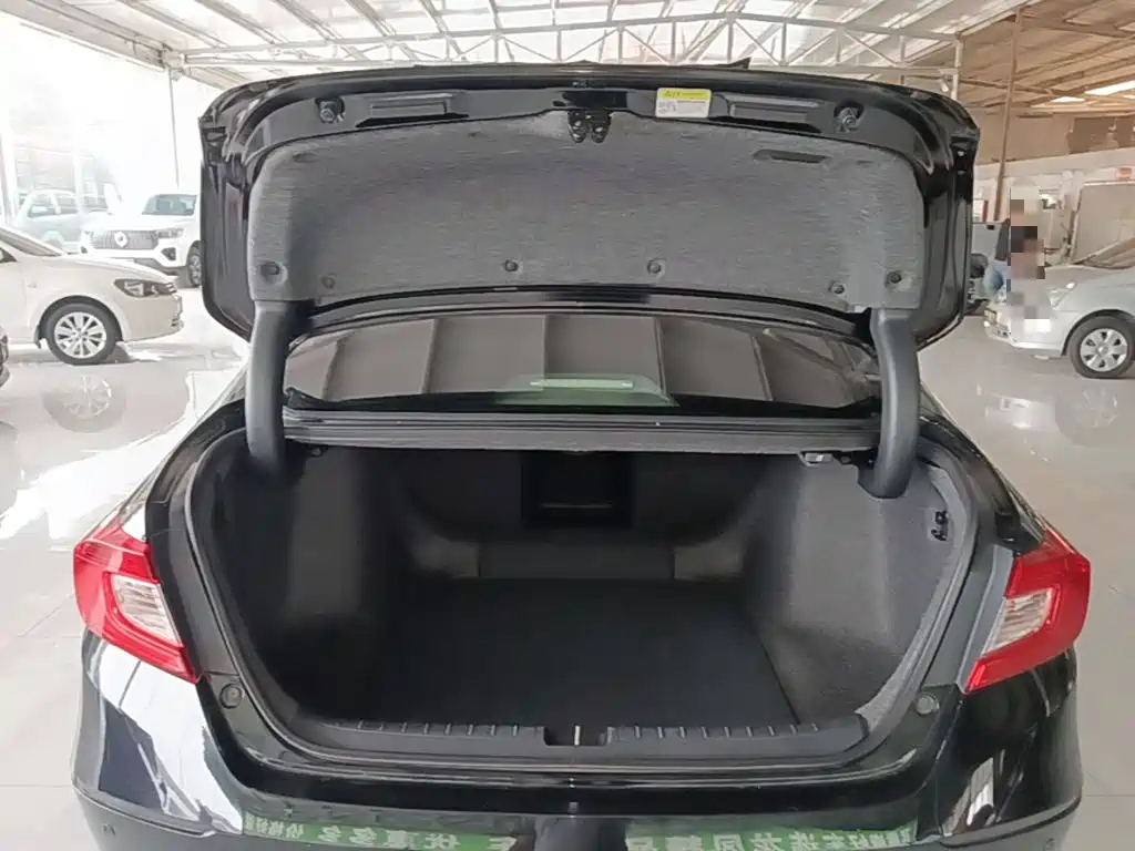 Honda Accord — миниатюра 19