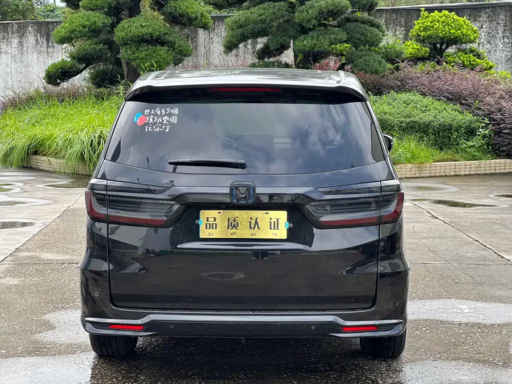 Honda Elysion — миниатюра 17