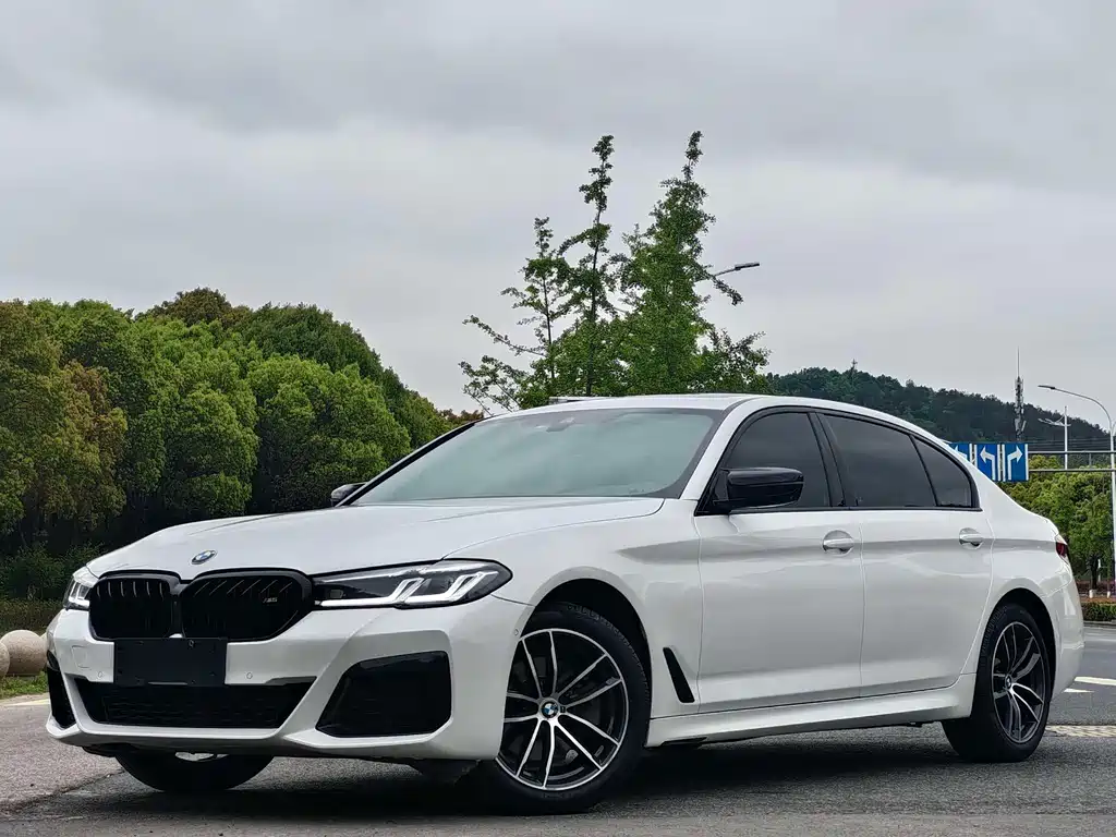 BMW 5 Series 5 2022 525Li M Sport
