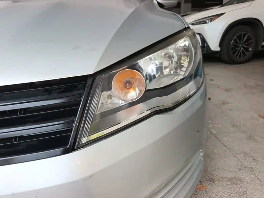 Volkswagen Jetta — миниатюра 24