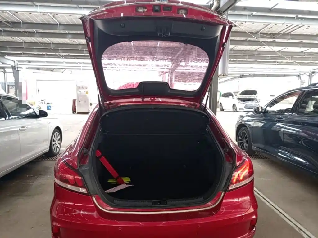 MG MG6 — миниатюра 19