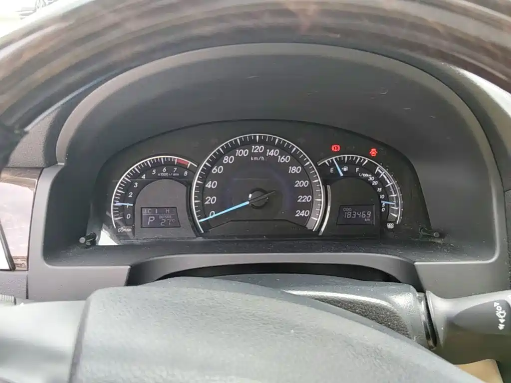 Toyota Camry — миниатюра 15