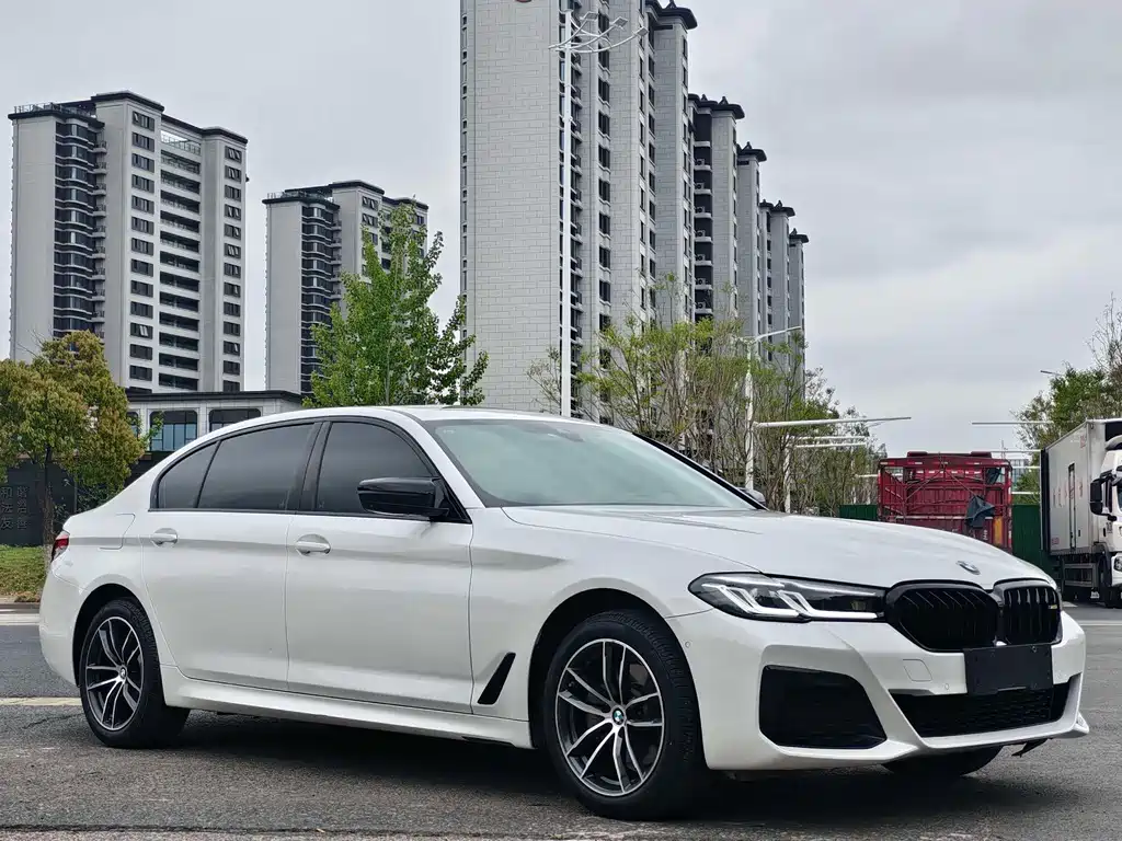 BMW 5 Series 5 2022 525Li M Sport