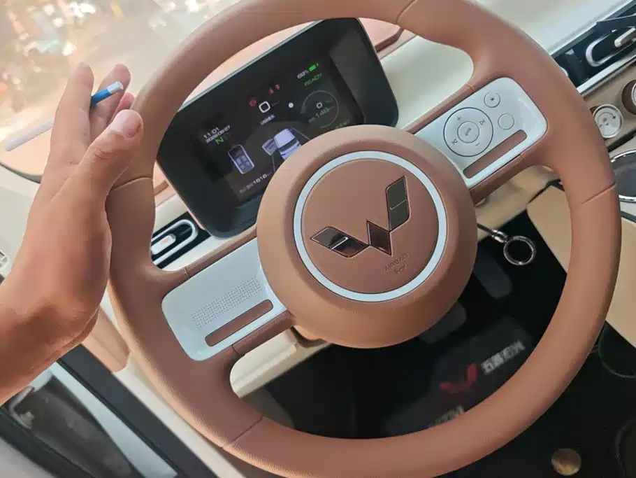 Wuling MINIEV — миниатюра 15