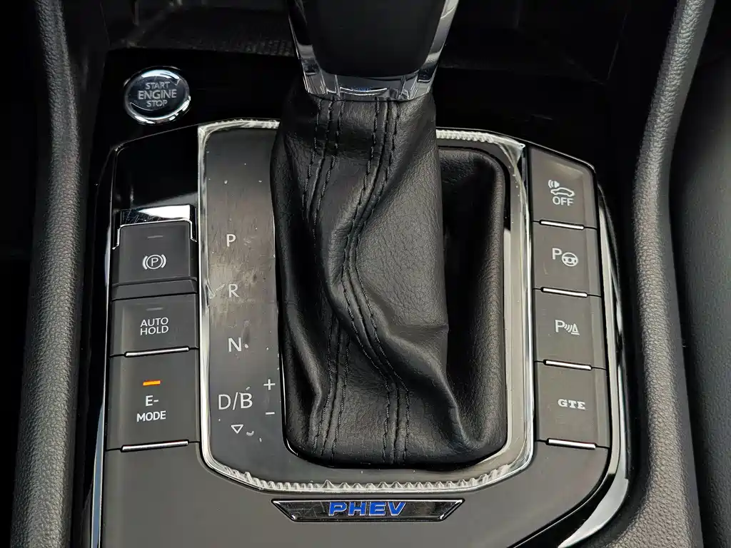 VOLKSWAGEN TIGUAN L NEW ENERGY