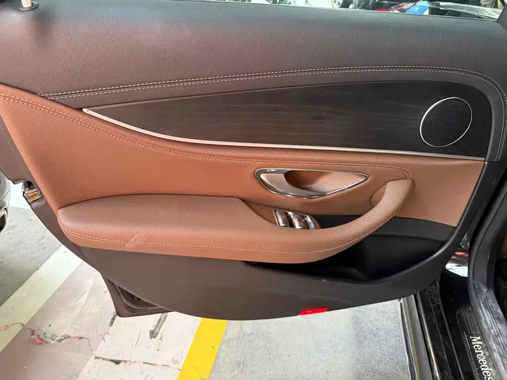 Mercedes-Benz E-Class New Energy — миниатюра 12