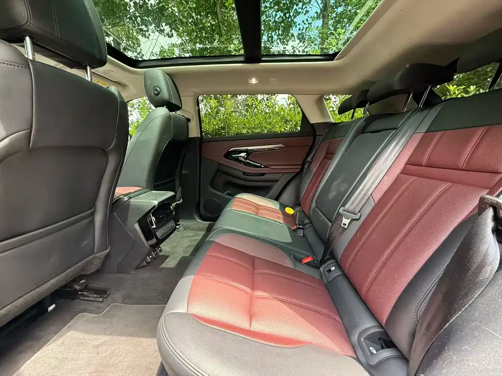 Land Rover Range Rover Evoque 2022 L 249PS R-Dynamic Luxury