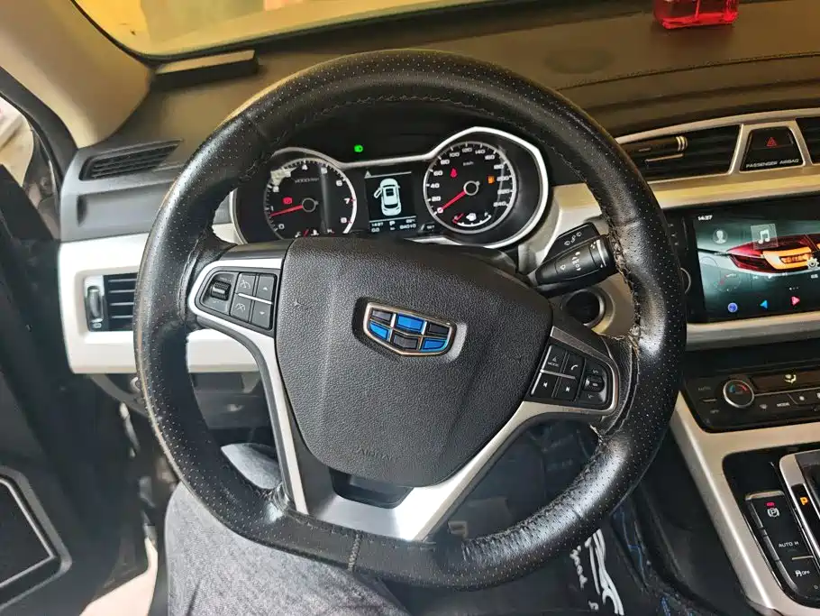 Geely Boyue — миниатюра 15