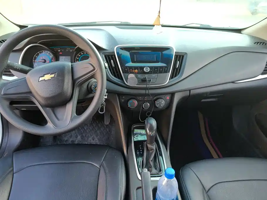 Chevrolet Cavalier — миниатюра 12