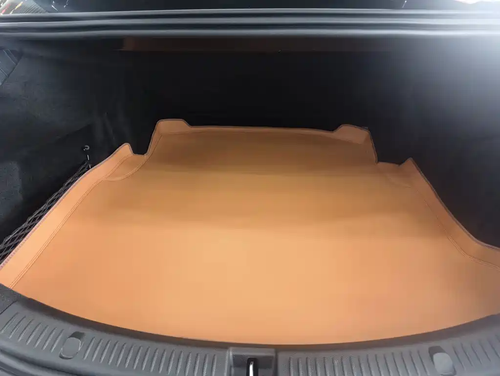 Mercedes-Benz E-Class — миниатюра 15