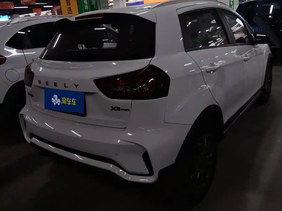 Geely Vision X3 — миниатюра 3