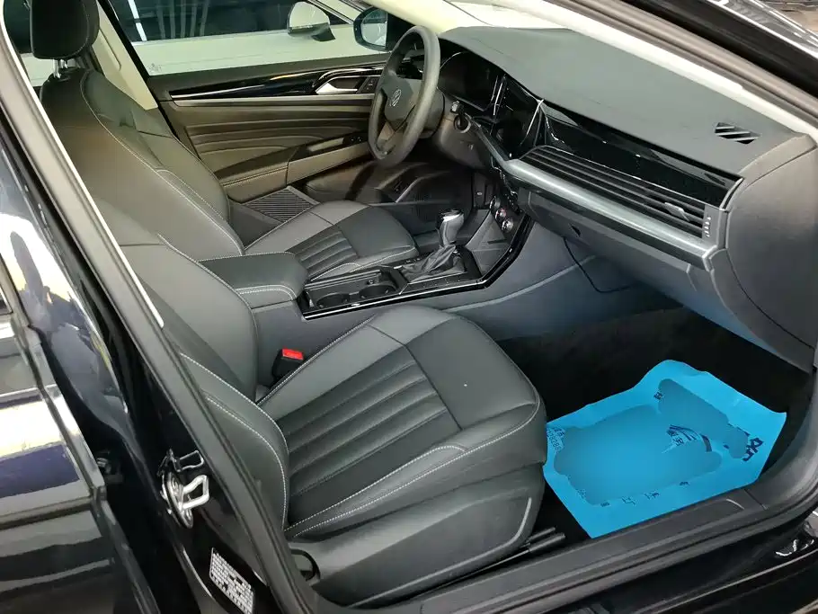 Volkswagen Passat — миниатюра 8
