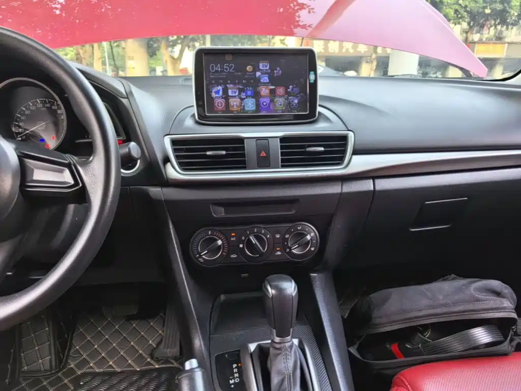 Mazda 3 Axela — миниатюра 13