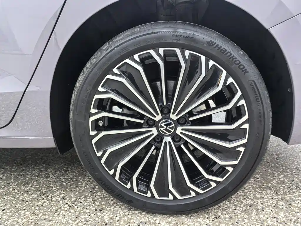 Volkswagen Passat — миниатюра 14