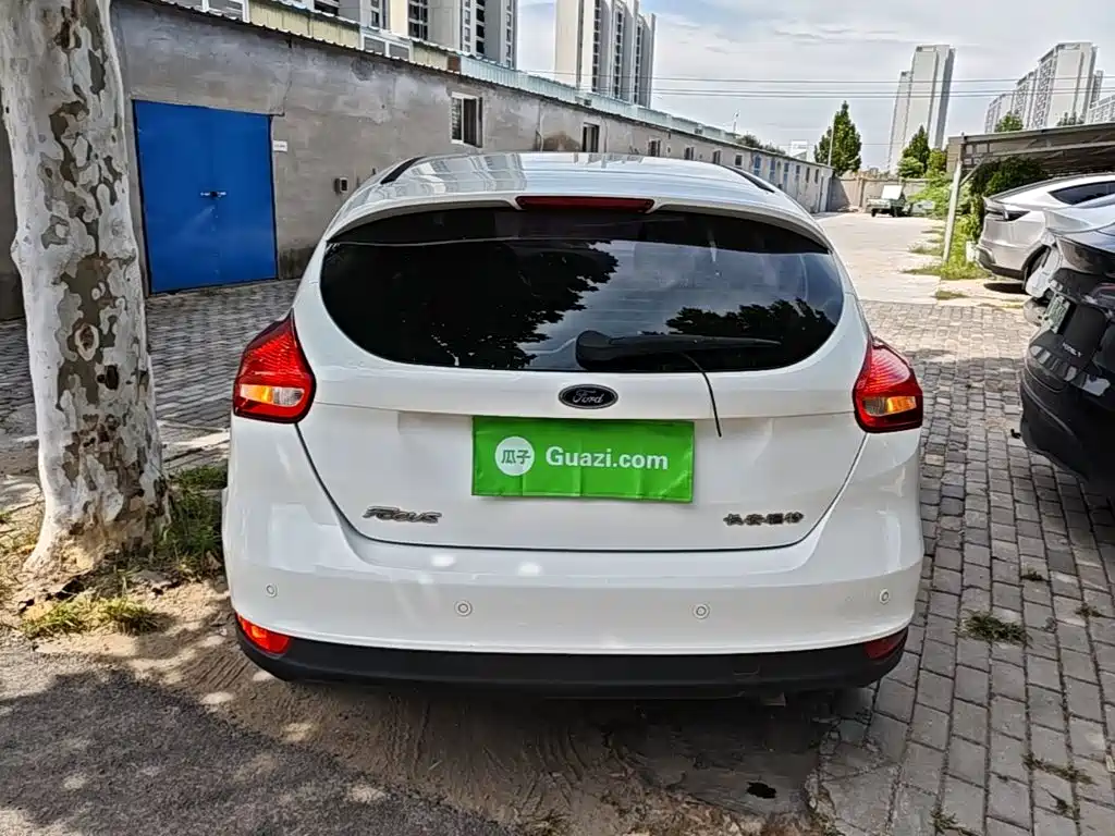 Ford Focus — миниатюра 6