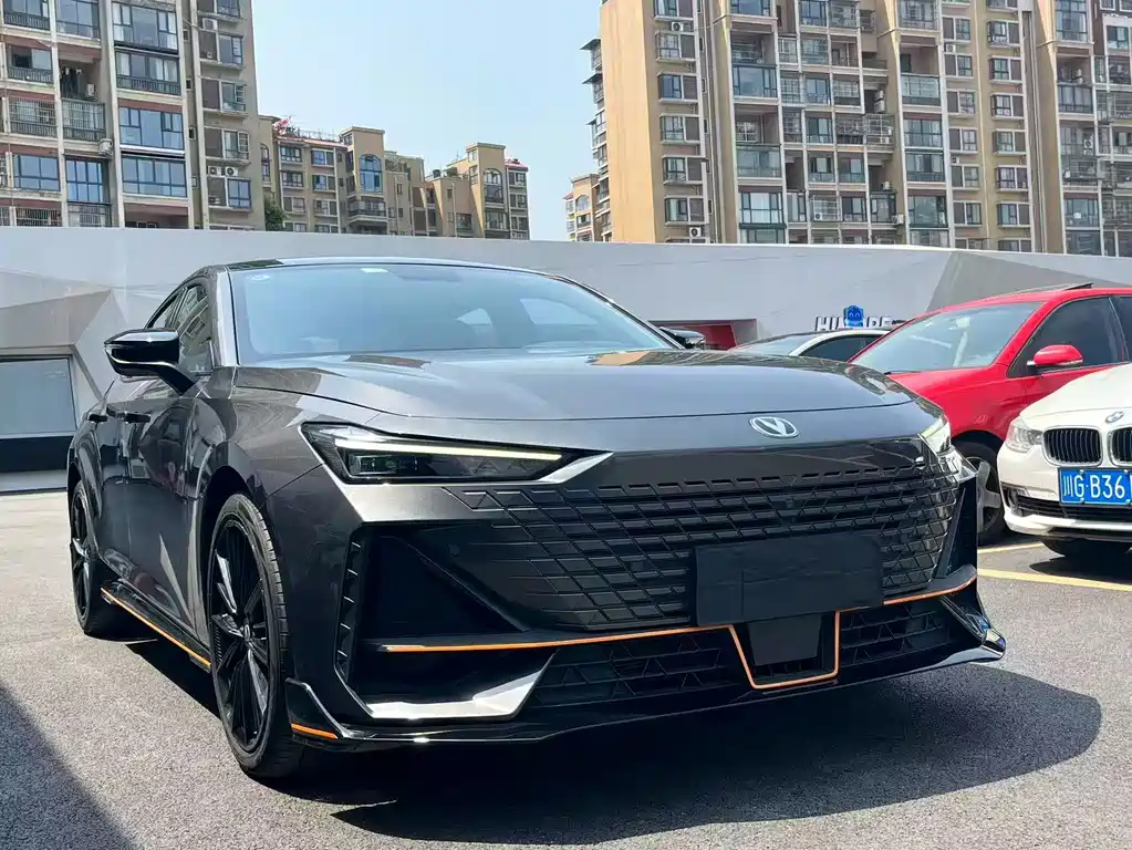 Changan UNI-V — миниатюра 3