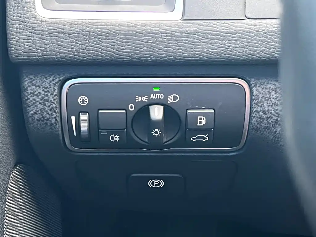 Volvo XC60 — миниатюра 8