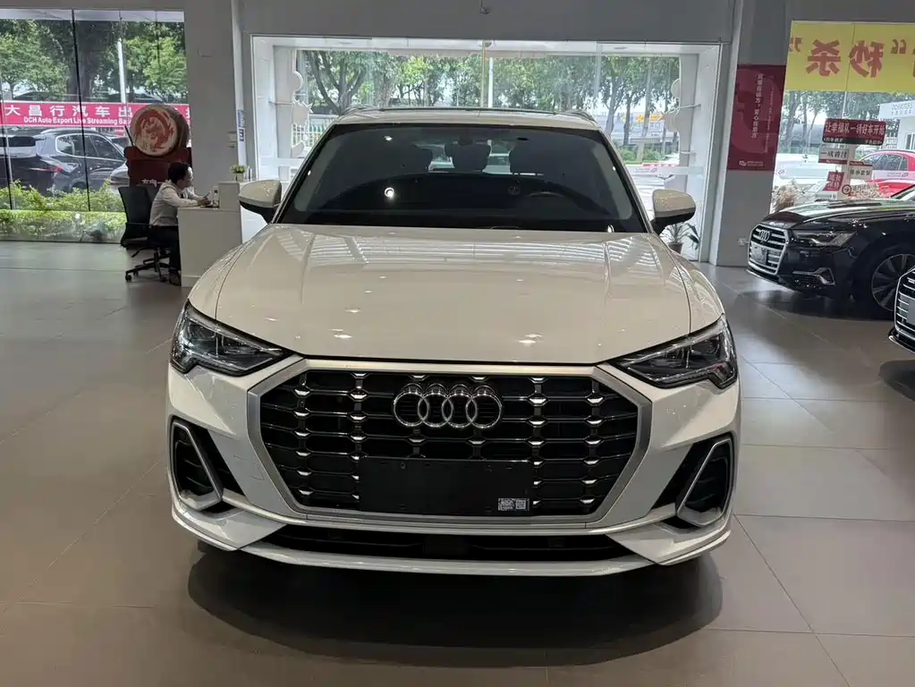 Audi Q3 — миниатюра 2
