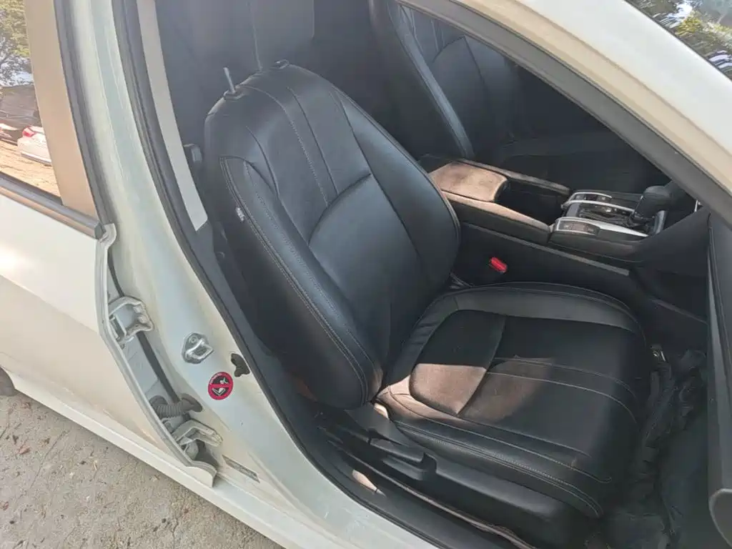 Honda Civic — миниатюра 25