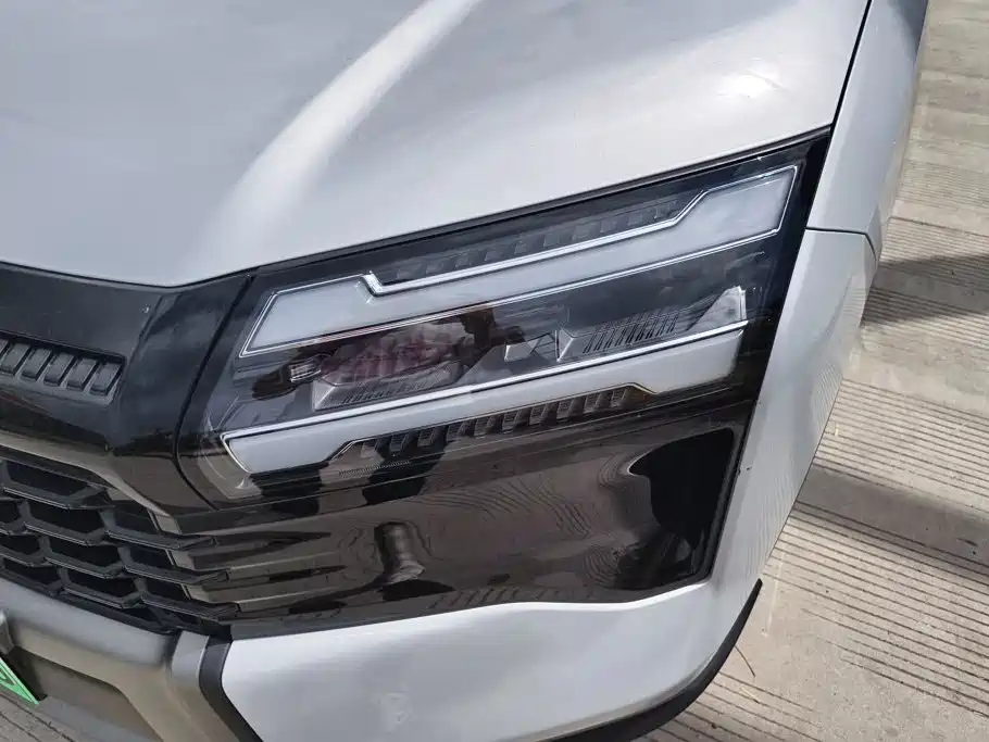 Wuling Xingguang 560 New Energy — миниатюра 5