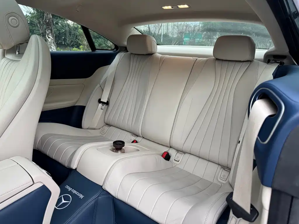 Mercedes-Benz E-Class (Import) — миниатюра 10