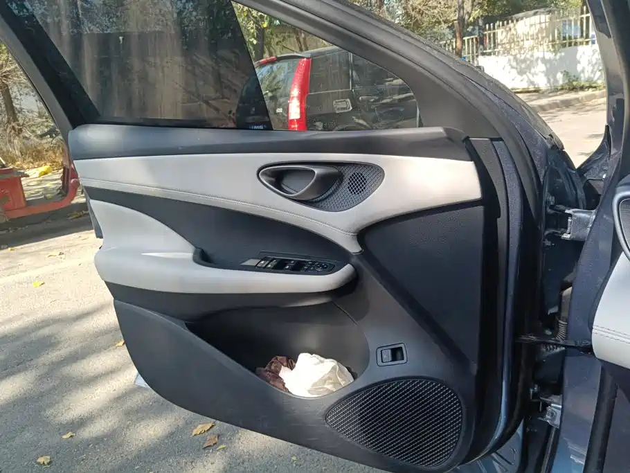 BYD Seal 05 DM-i — миниатюра 7