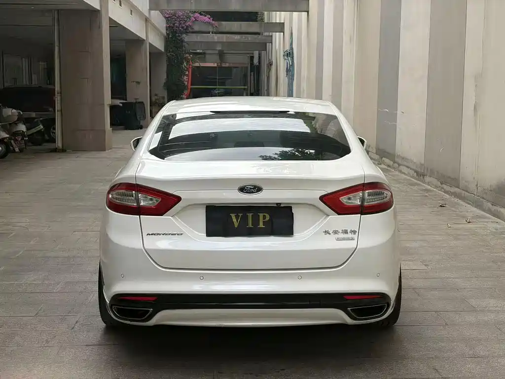 Ford Mondeo — миниатюра 4