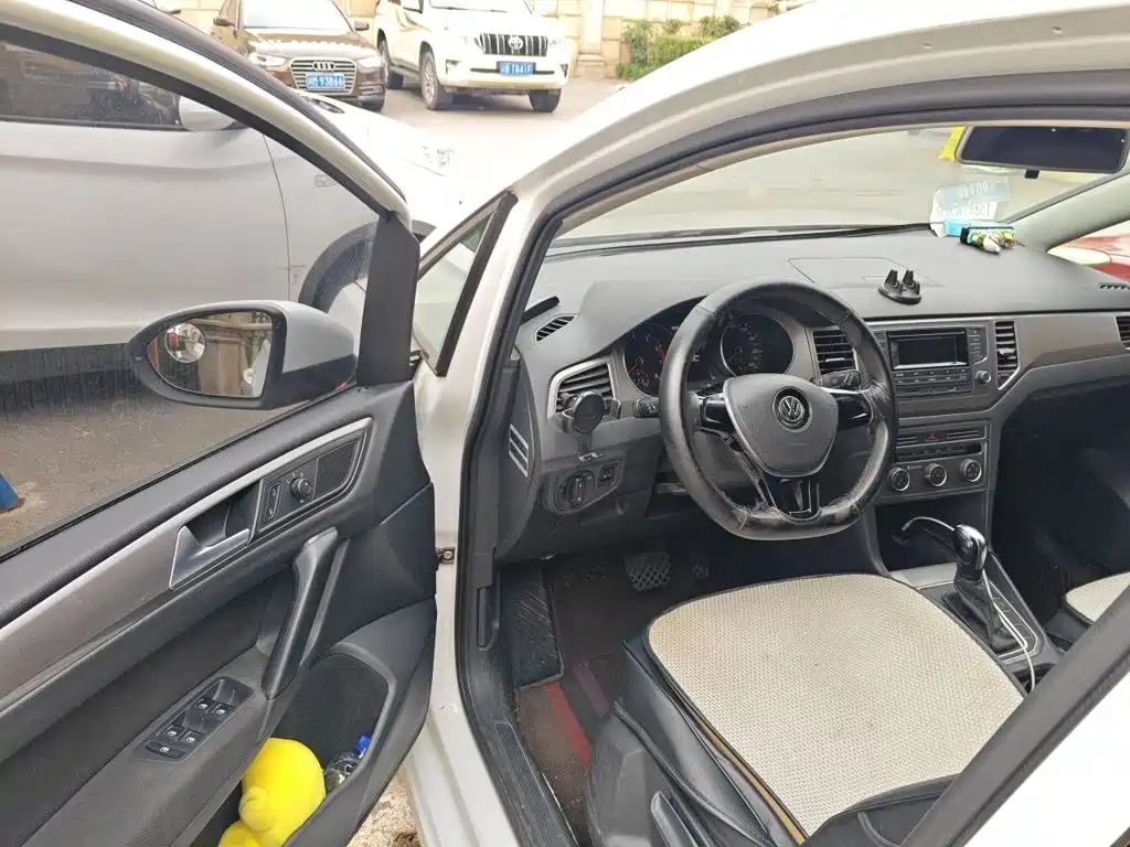 Volkswagen Golf Sportsvan — миниатюра 17