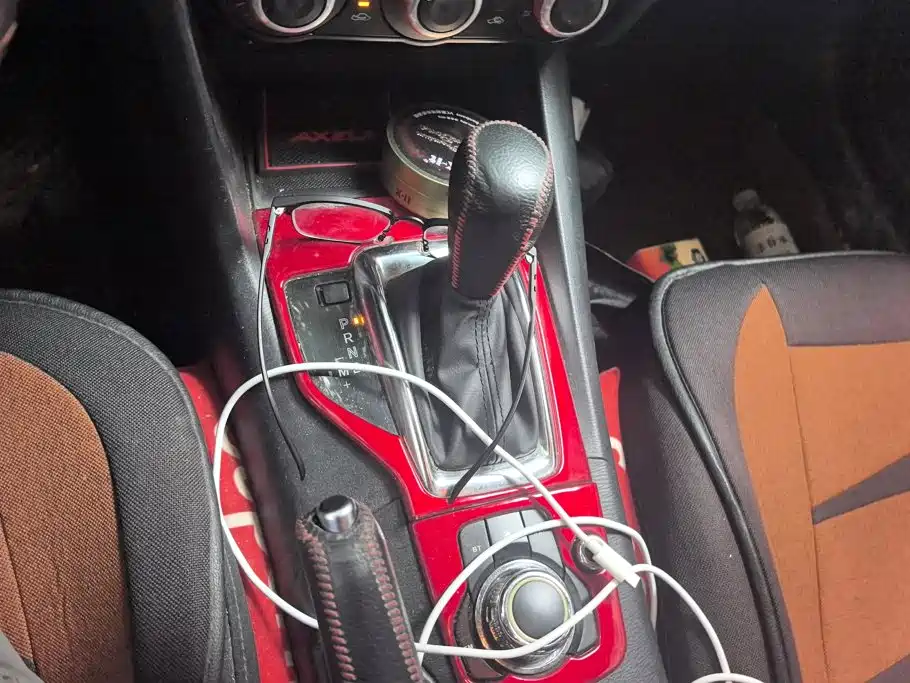 Mazda 3 Axela — миниатюра 16