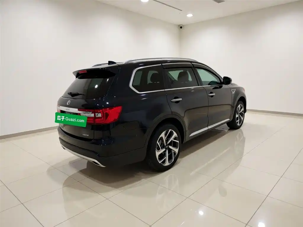 Hongqi HS7 2022 2.0T DCT мест