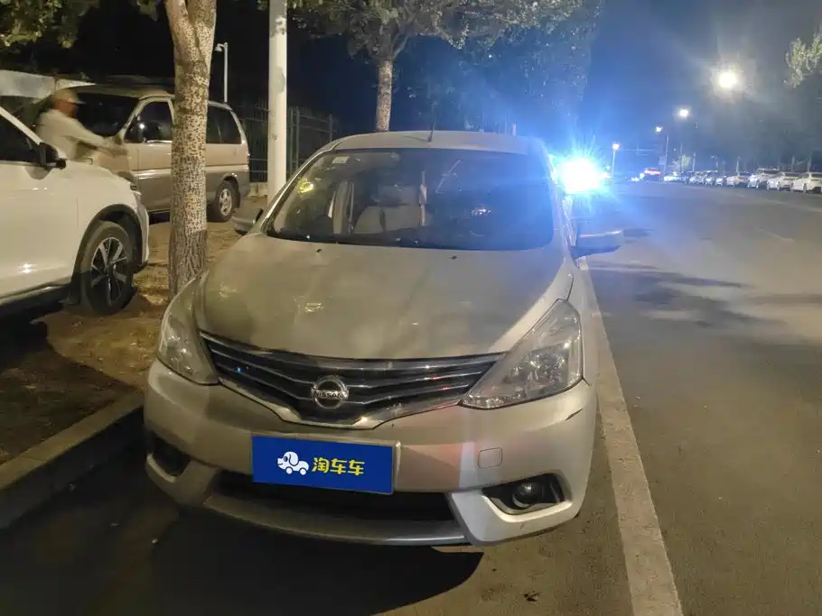 Nissan Livina — миниатюра 2