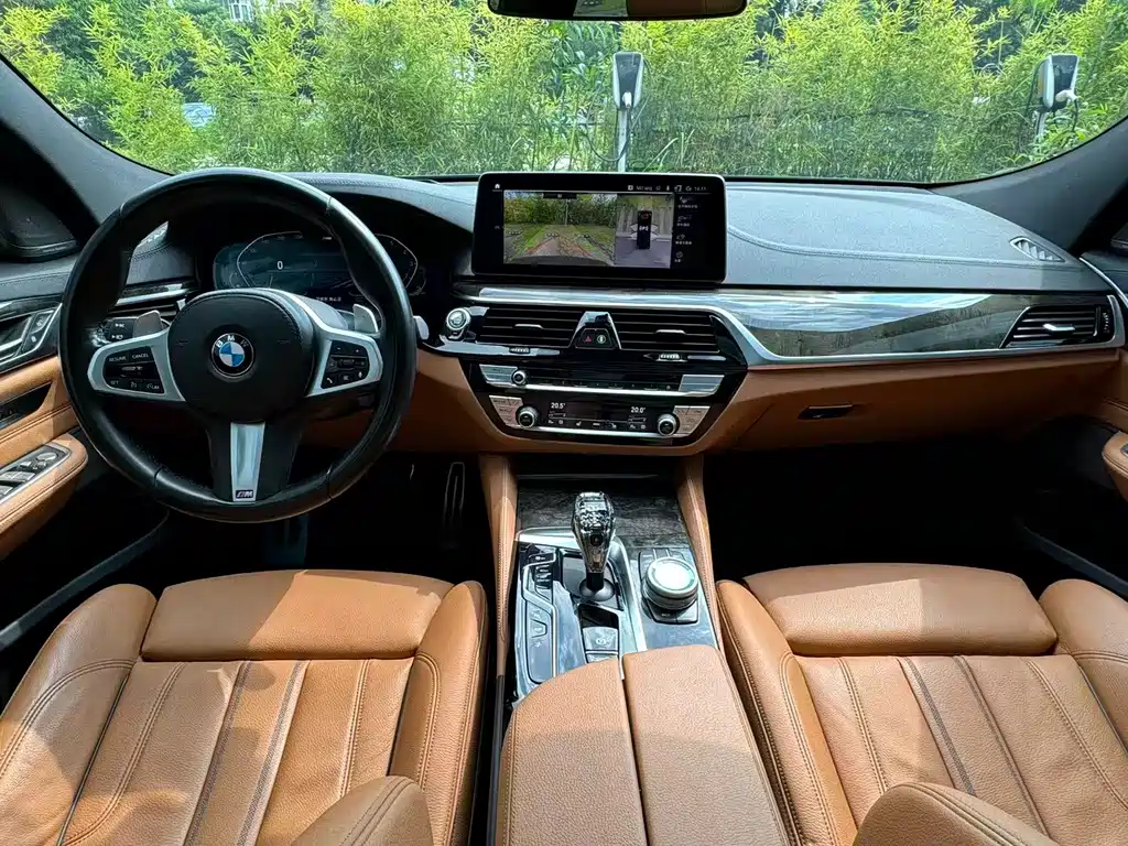 BMW 6 Series GT — миниатюра 6