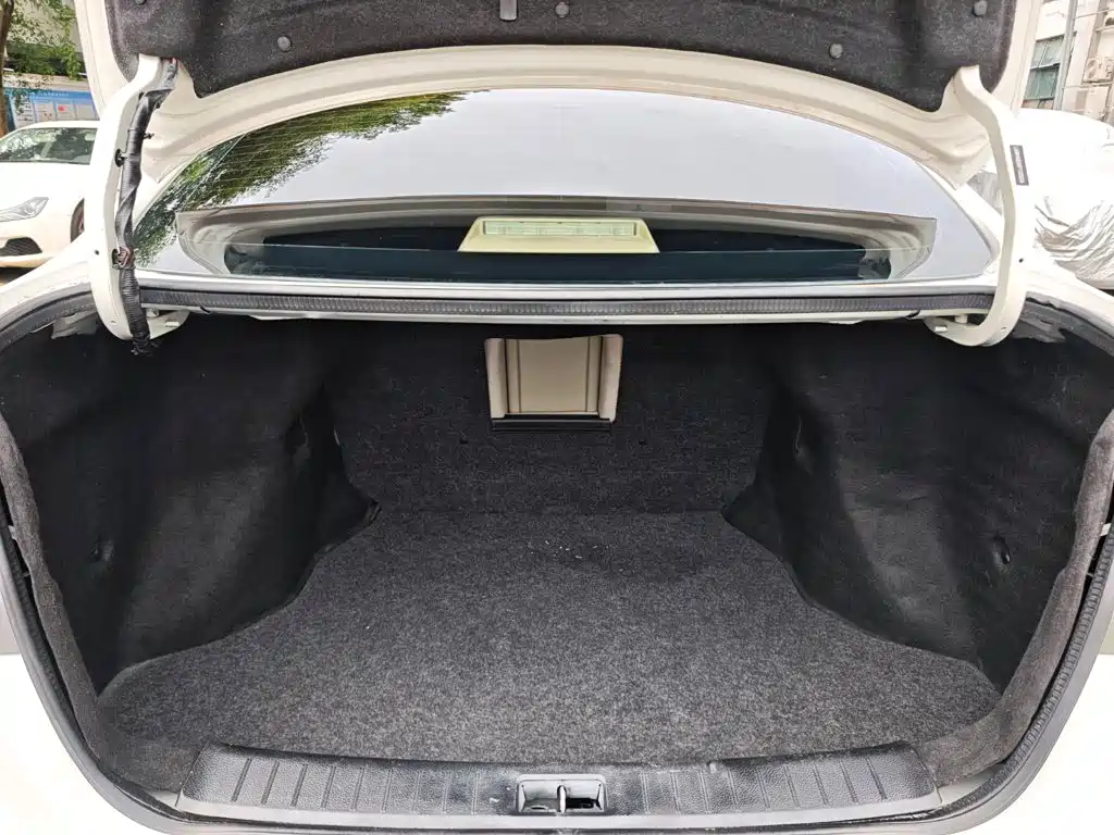 Nissan Sylphy — миниатюра 26