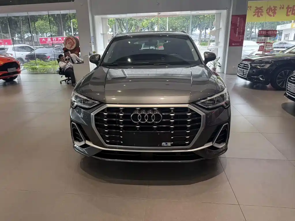 Audi Q3 — миниатюра 2