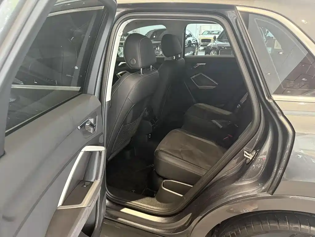 Audi Q3 — миниатюра 8