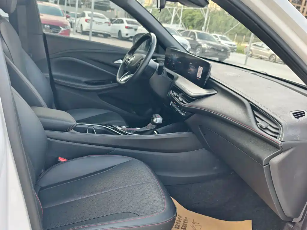 Buick Verano — миниатюра 8