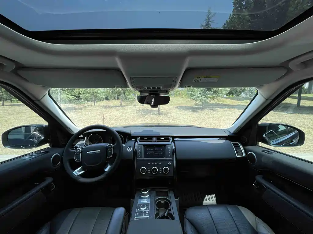 Land Rover Discovery — миниатюра 4